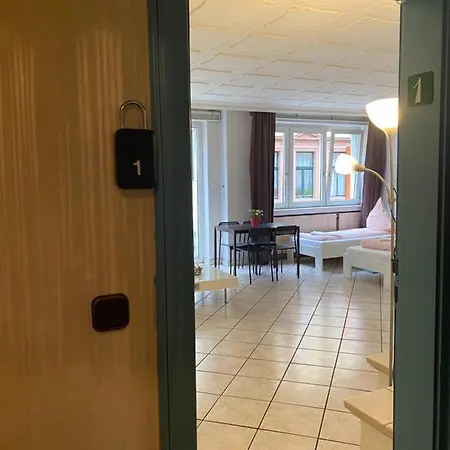 Apartamento Shared Apartment, Friesenplatz