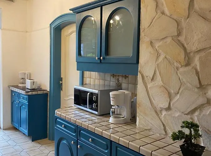 Shared Apartment, Friesenplatz * Keulen