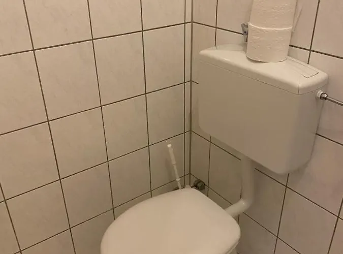 Shared Apartment, Friesenplatz דירה קלן