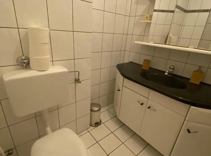 Shared Apartment, Friesenplatz ケルン