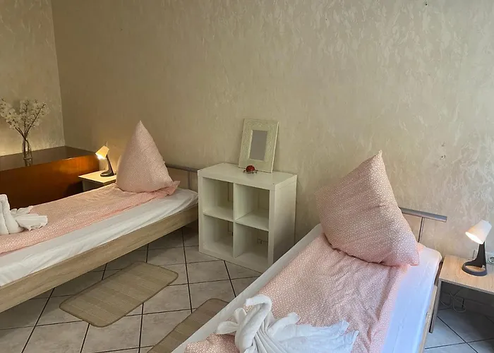 アパート Shared Apartment, Friesenplatz